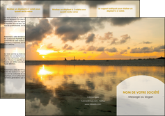 creer modele en ligne depliant 3 volets  6 pages  sejours couche de soleil plage ile MIDBE40026