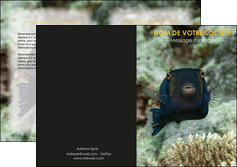 creation graphique en ligne depliant 2 volets  4 pages  animal poisson sous marine nature MIDBE40234
