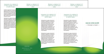 exemple depliant 4 volets  8 pages  vert fond vert abstrait MLIGCH64388